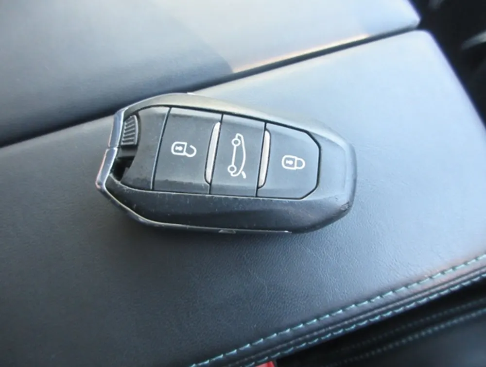 PEUGEOT 5008 CROSSCITY - PRG Motors Ltd