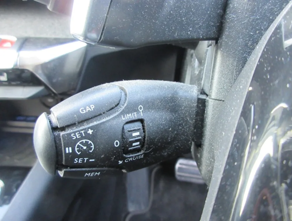 PEUGEOT 5008 CROSSCITY - PRG Motors Ltd