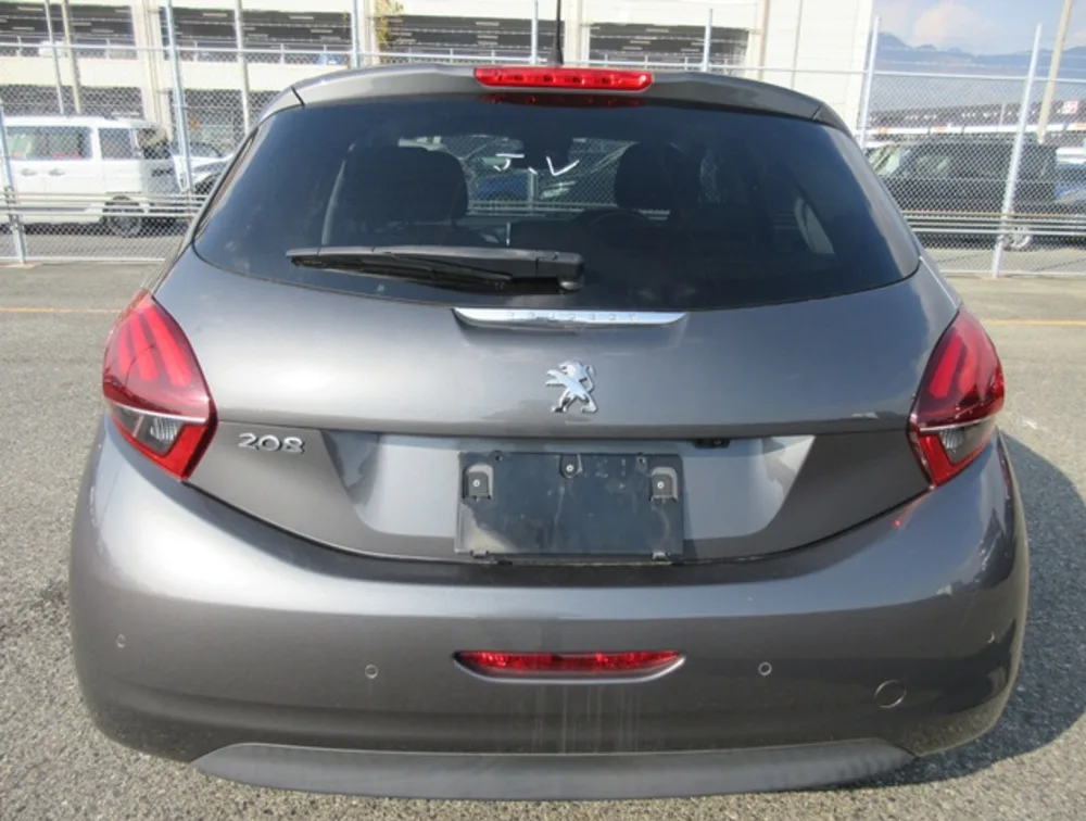 PEUGEOT 208 ALLURE FUN EDITION MOONROOF - PRG Motors Ltd