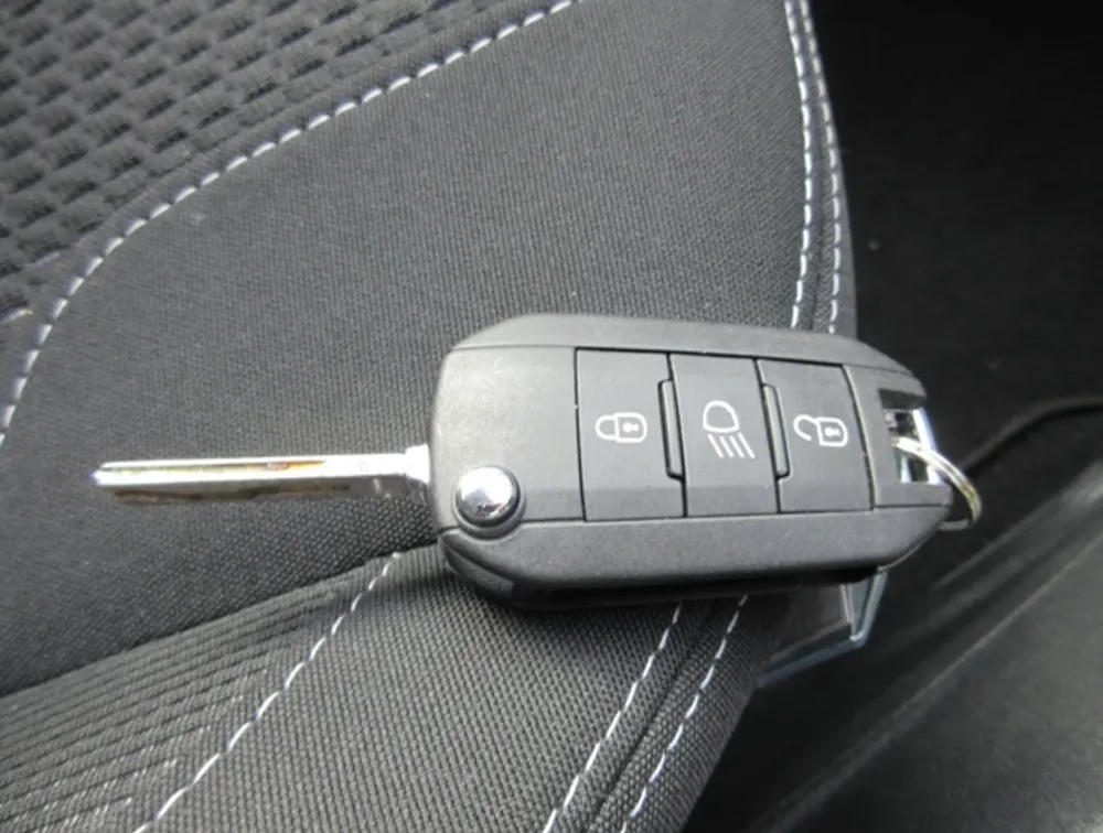 PEUGEOT  208 ALLURE FUN EDITION - PRG Motors Ltd