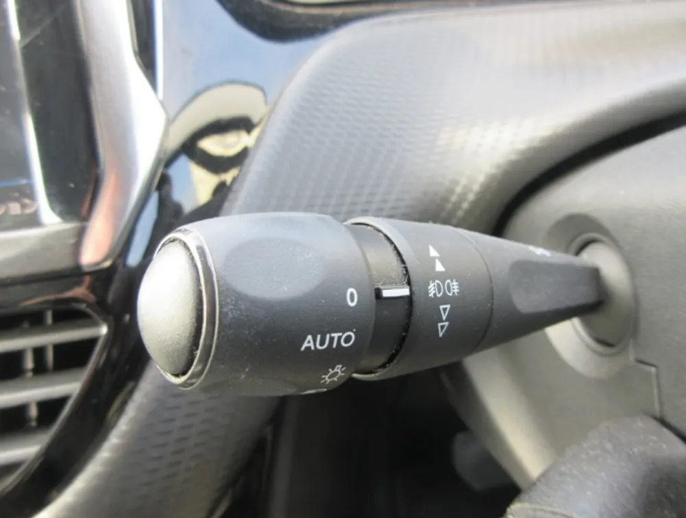 PEUGEOT  208 ALLURE FUN EDITION - PRG Motors Ltd