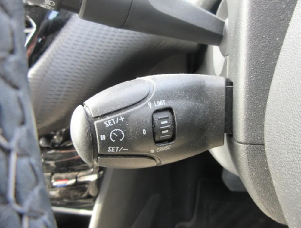 PEUGEOT  208 ALLURE FUN EDITION - PRG Motors Ltd