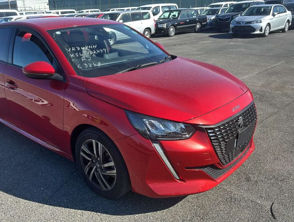 PEUGEOT 208 ALLURE NEWSHAPE