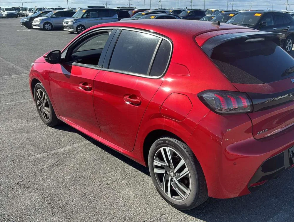 PEUGEOT 208 ALLURE NEWSHAPE - PRG Motors Ltd