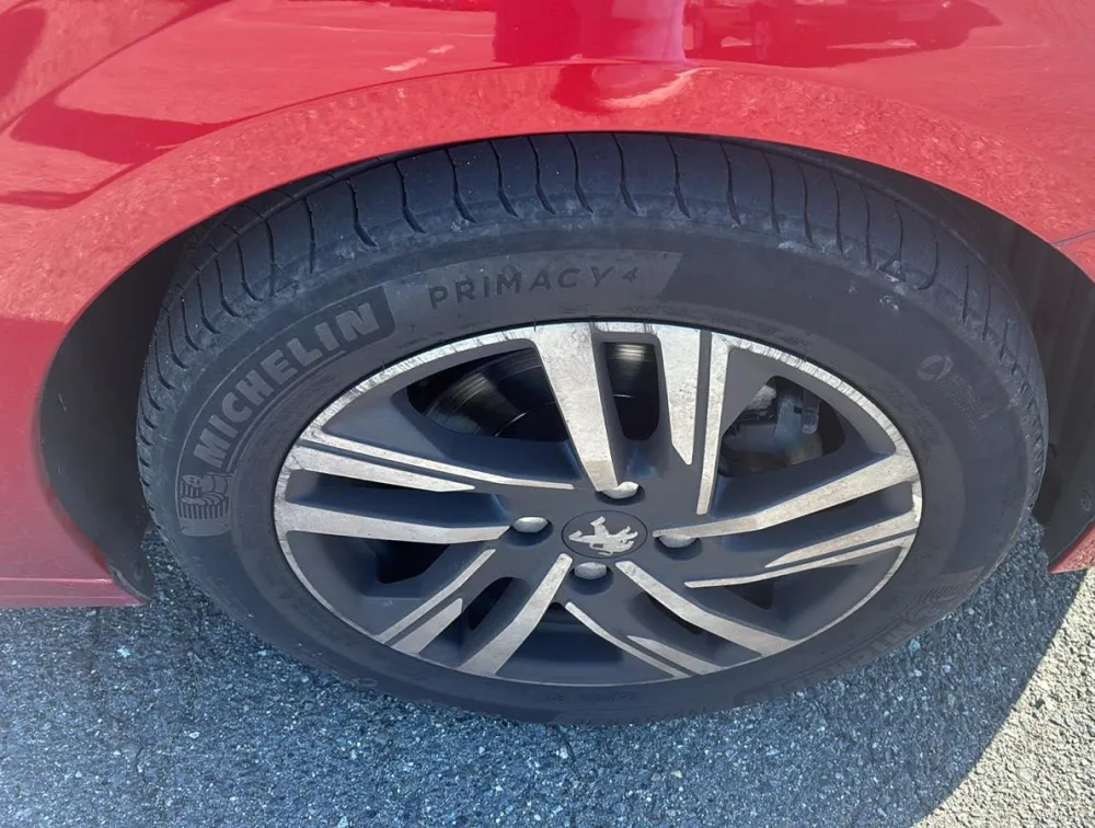 PEUGEOT 208 ALLURE NEWSHAPE - PRG Motors Ltd