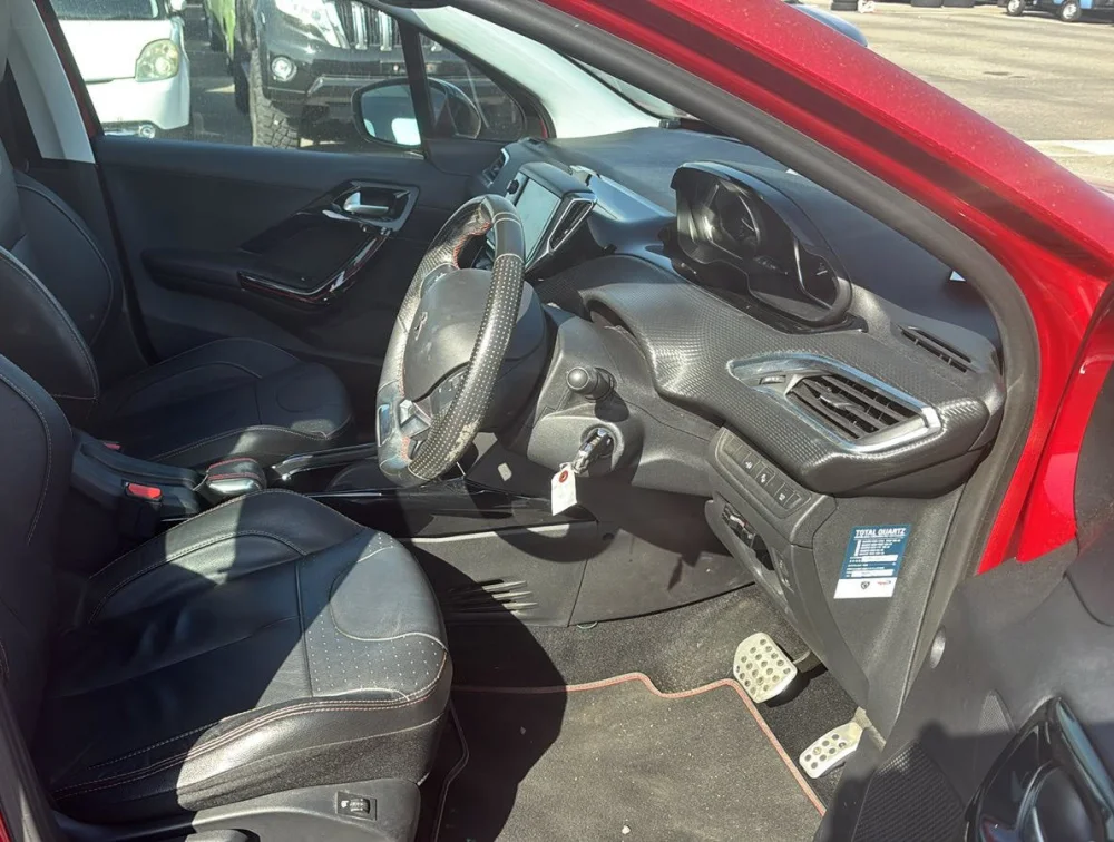 PEUGEOT 2008 GTLINE MOONROOF - PRG Motors Ltd