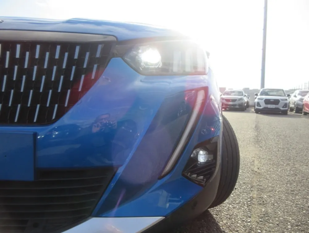 PEUGEOT 2008 GTLINE SUNROOF NEWSHAPE - PRG Motors Ltd