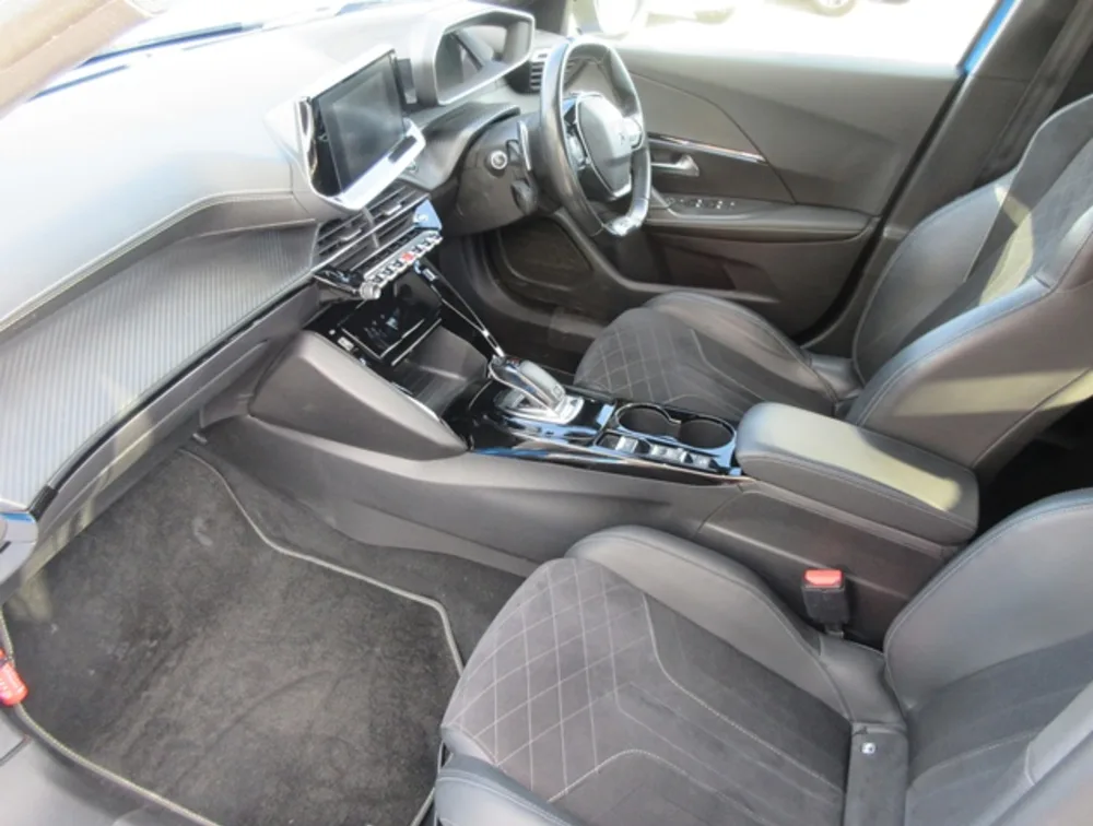 PEUGEOT 2008 GTLINE SUNROOF NEWSHAPE - PRG Motors Ltd