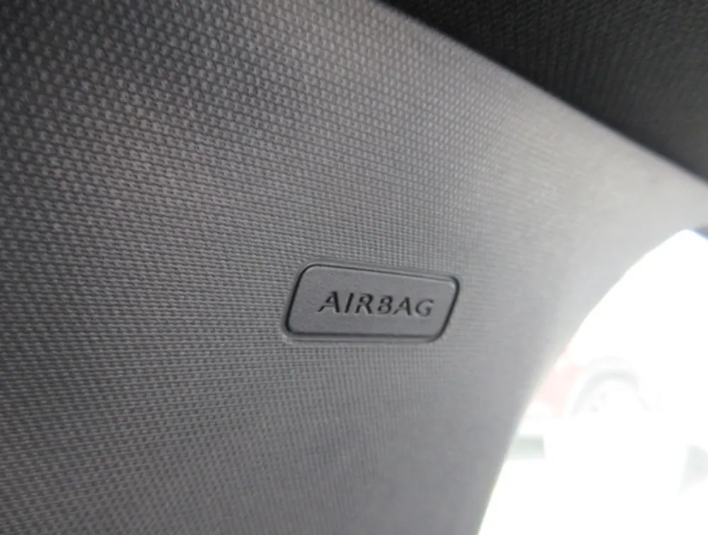 PEUGEOT 2008 GTLINE SUNROOF NEWSHAPE - PRG Motors Ltd