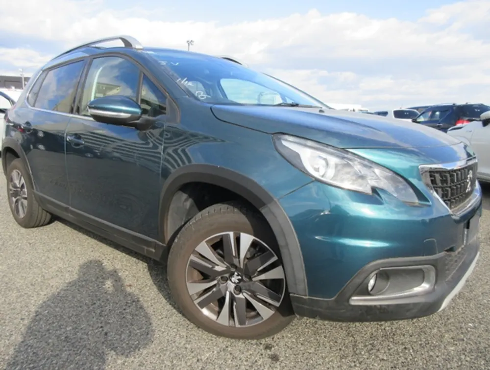 PEUGEOT 2008 ALLURE MOONROOF