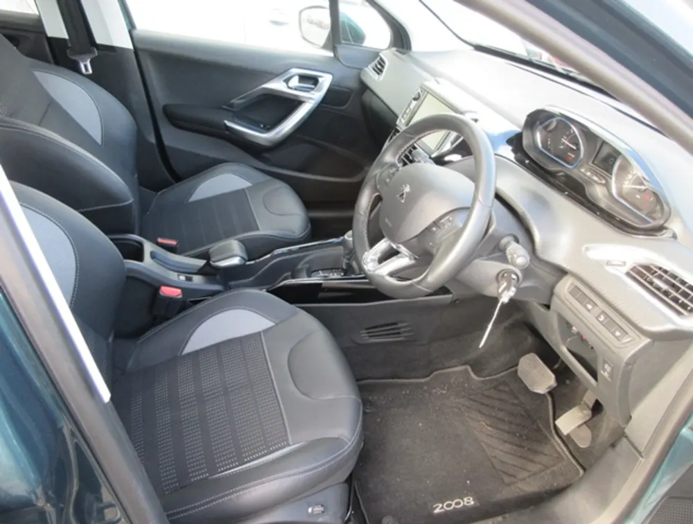 PEUGEOT 2008 ALLURE MOONROOF - PRG Motors Ltd