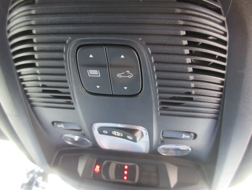 PEUGEOT 3008 GTLINE FIRST CLASS PACKAGE SUNROOF - PRG Motors Ltd