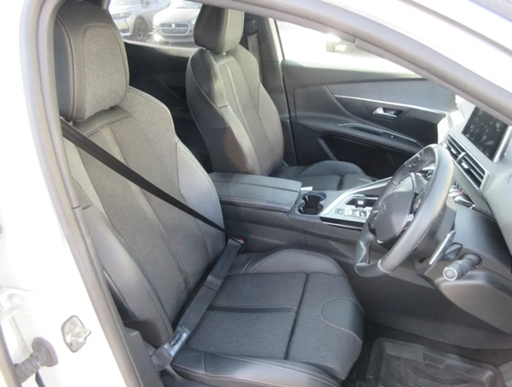 PEUGEOT 3008 GTLINE FIRST CLASS PACKAGE SUNROOF - PRG Motors Ltd