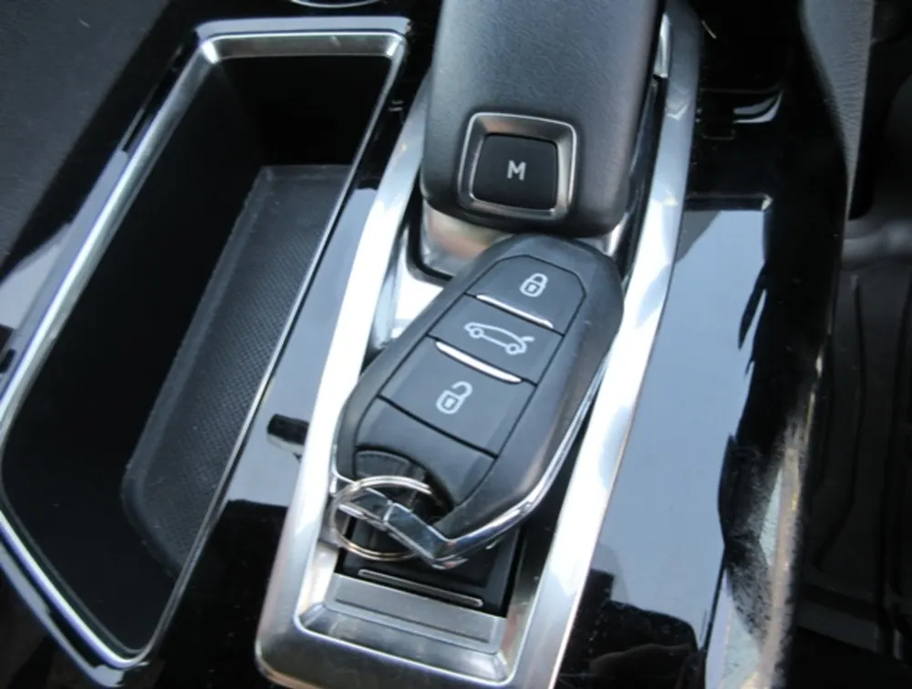 PEUGEOT 3008 GTLINE FIRST CLASS PACKAGE SUNROOF - PRG Motors Ltd