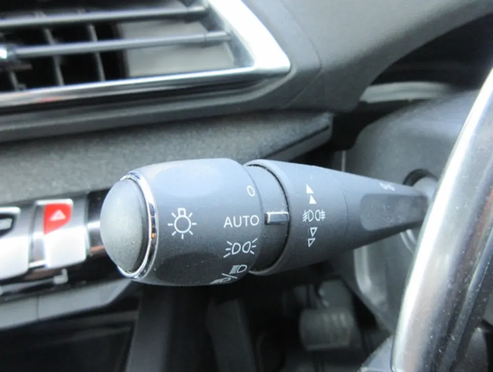 PEUGEOT 3008 GTLINE FIRST CLASS PACKAGE SUNROOF - PRG Motors Ltd