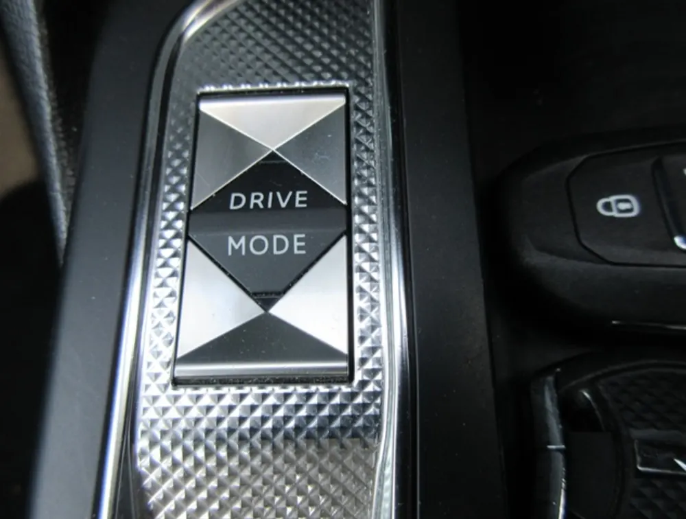 DS AUTOMOBILES DS3 CROSSBACK - PRG Motors Ltd