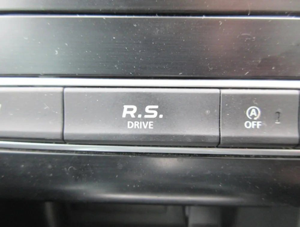 RENAUL MEGANE GT - PRG Motors Ltd