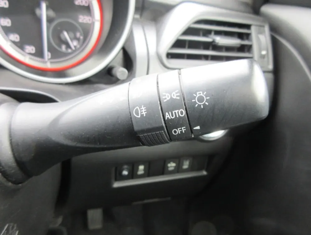 SUZUKI SWIFT - PRG Motors Ltd