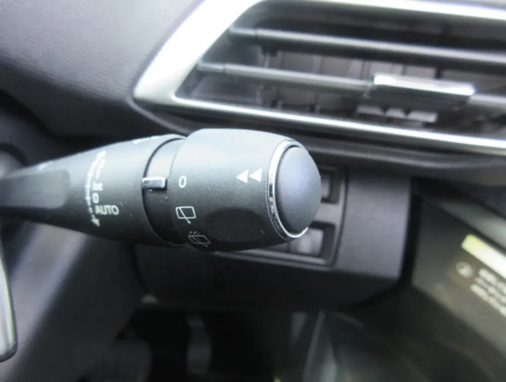 PEUGEOT 3008 ALLURE LED PACKAGE - PRG Motors Ltd