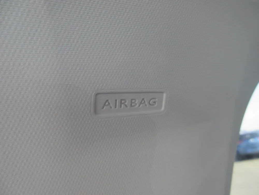 PEUGEOT 3008 ALLURE LED PACKAGE - PRG Motors Ltd