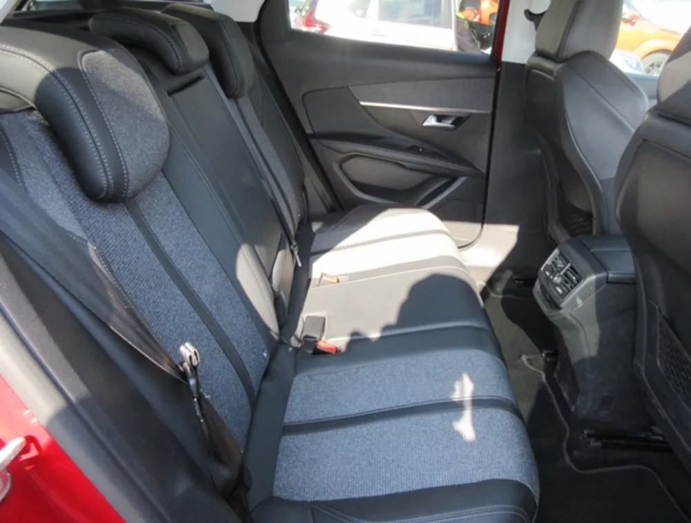 PEUGEOT 3008 ALLURE LED PACKAGE - PRG Motors Ltd