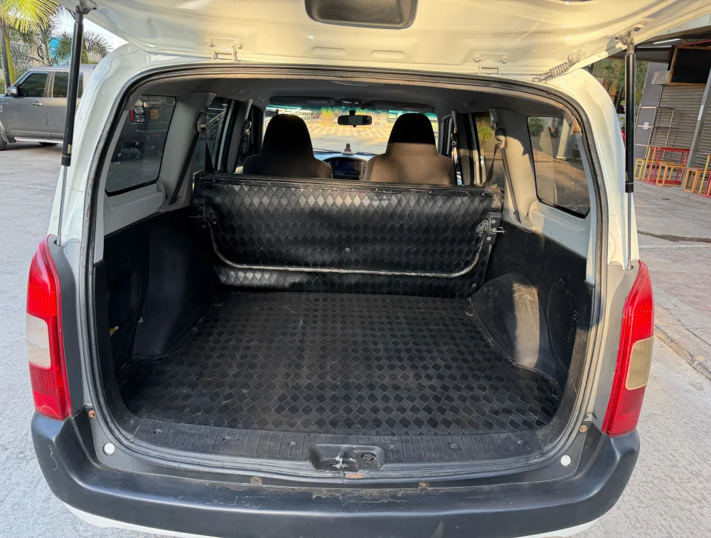 TOYOTA PROBOX - PRG Motors Ltd