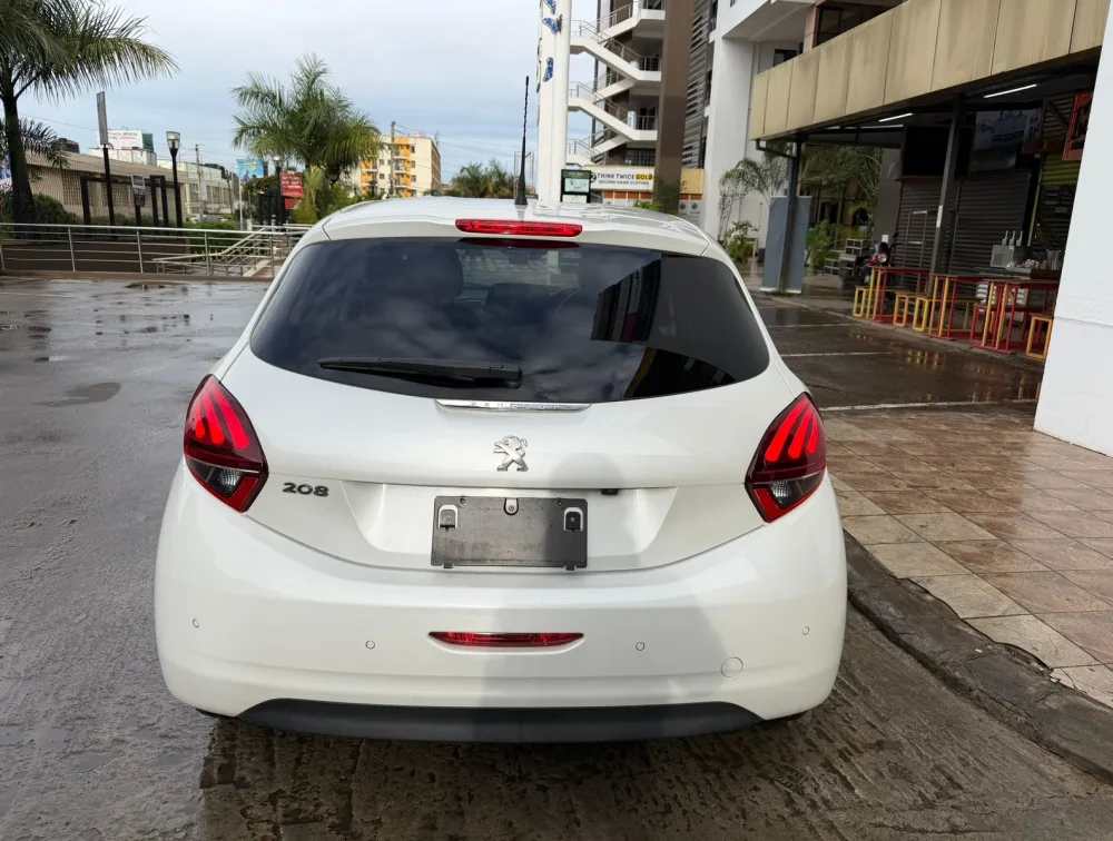 PEUGEOT 208 ALLURE - PRG Motors Ltd