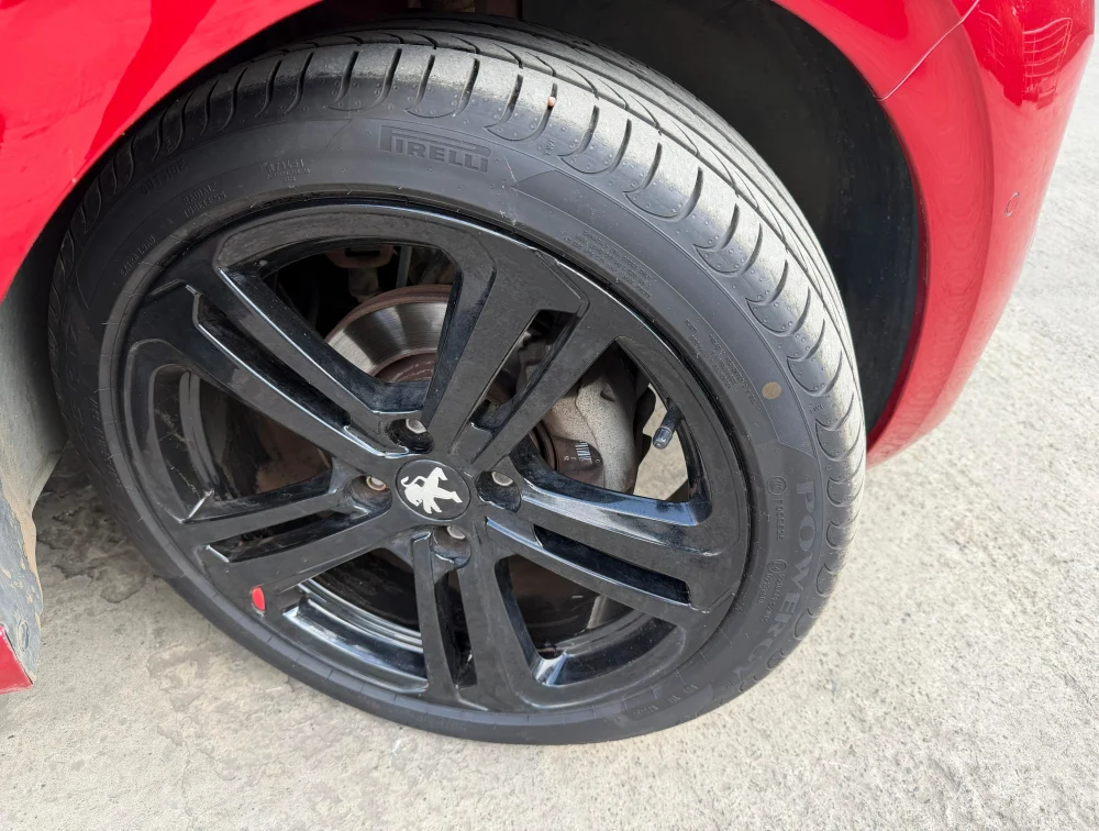 PEUGEOT 208 GTLINE - PRG Motors Ltd