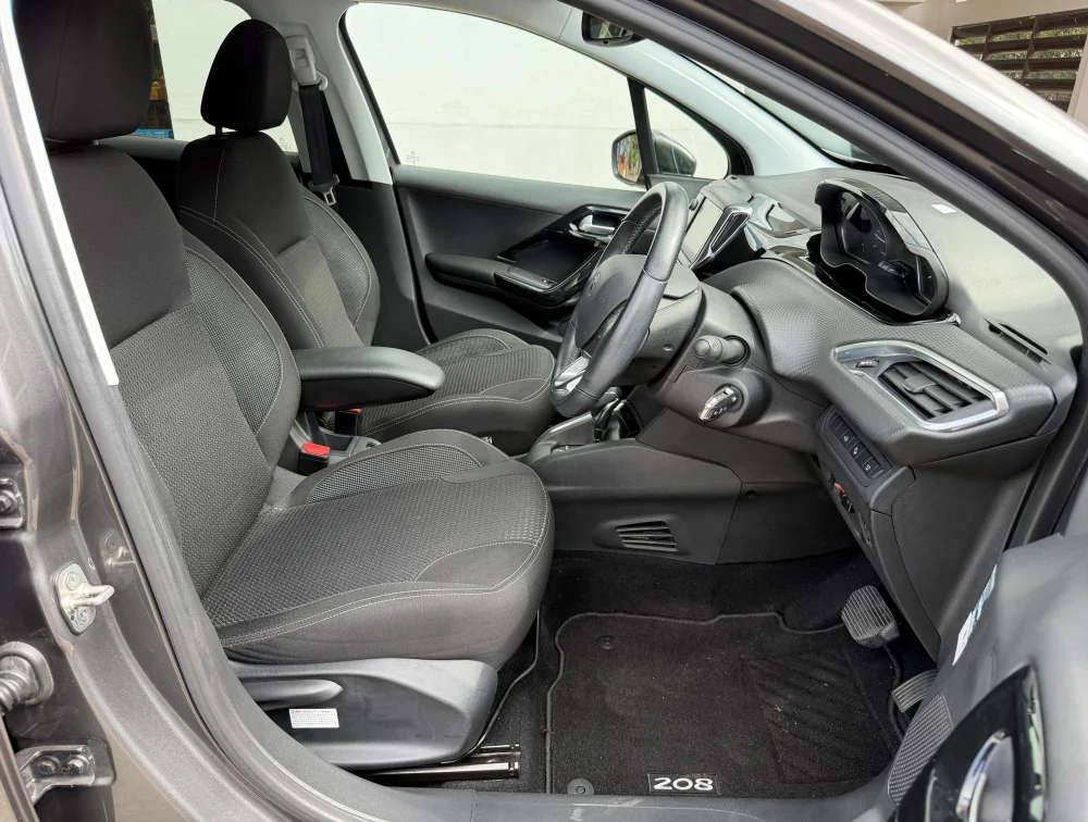 PEUGEOT 208 ALLURE FUN EDITION - PRG Motors Ltd