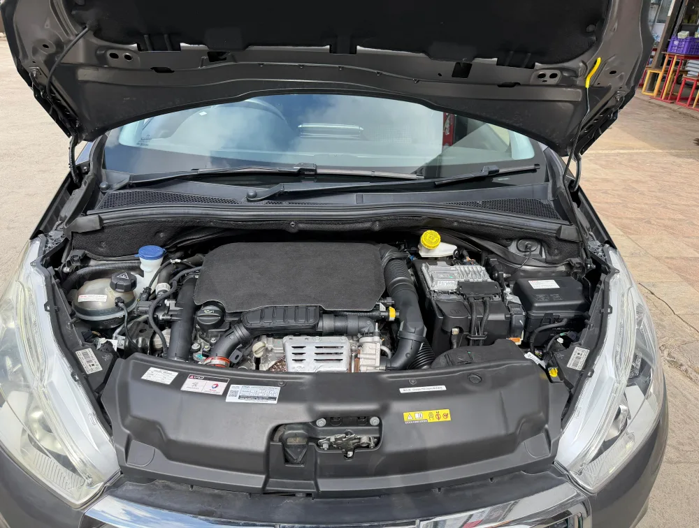 PEUGEOT 208 ALLURE FUN EDITION - PRG Motors Ltd