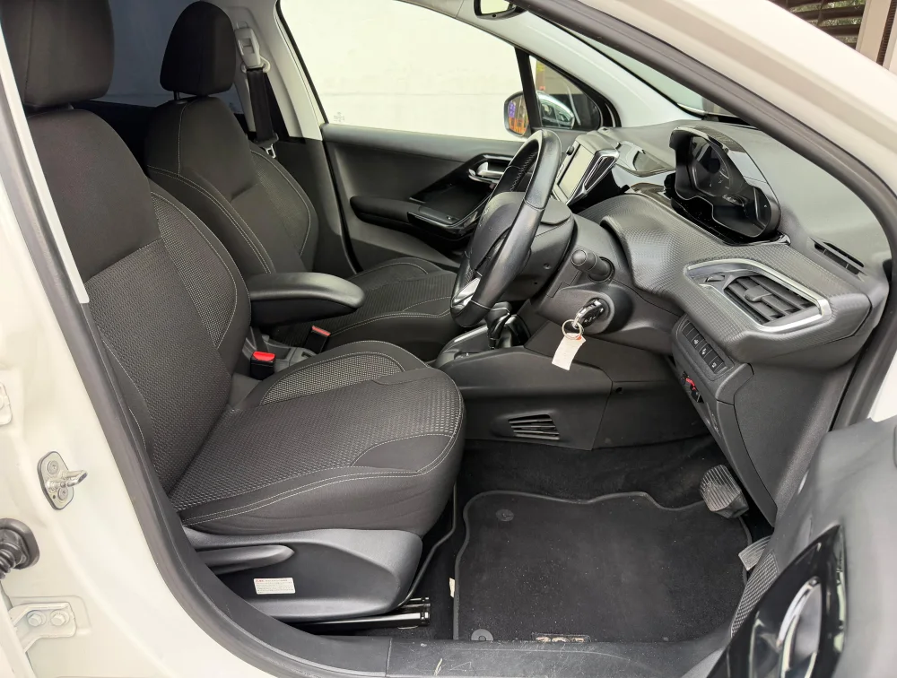 PEUGEOT 208 ALLURE FUN EDITION - PRG Motors Ltd