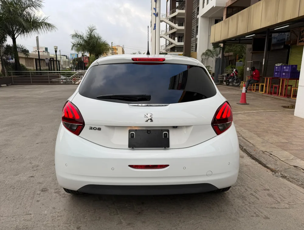 PEUGEOT 208 ALLURE FUN EDITION - PRG Motors Ltd