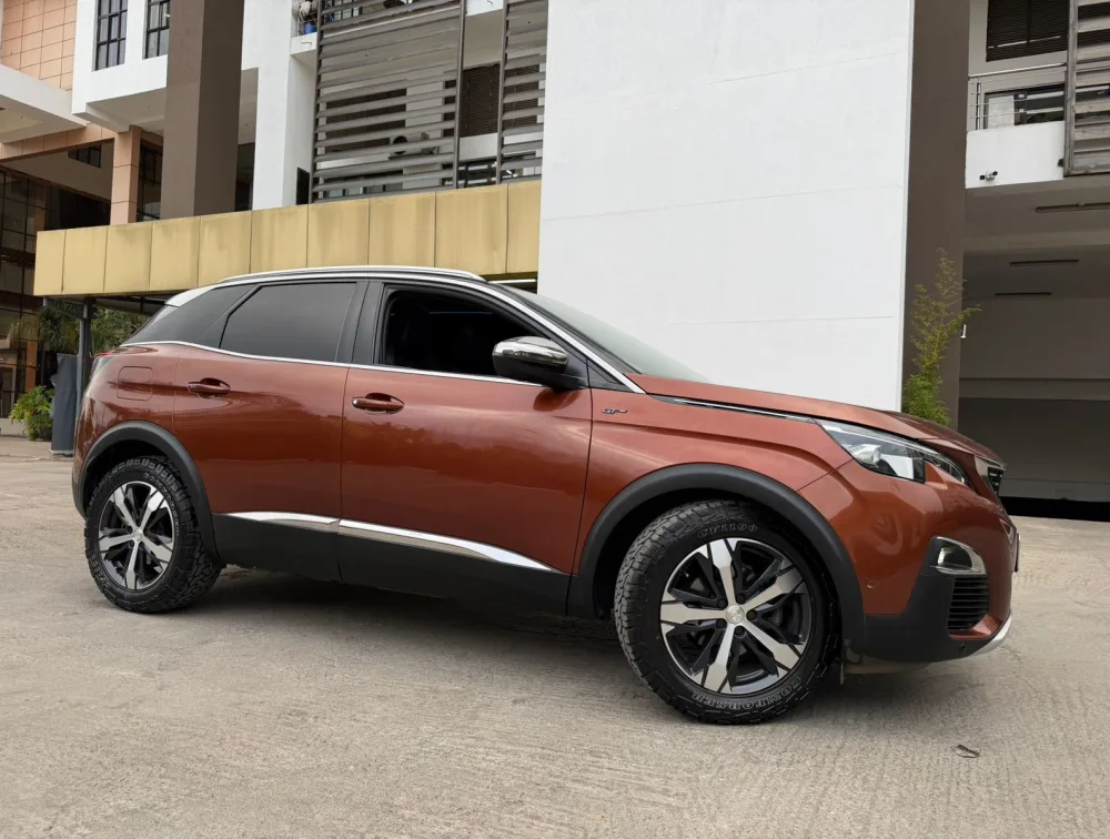 PEUGEOT 3008 GT SUNROOF