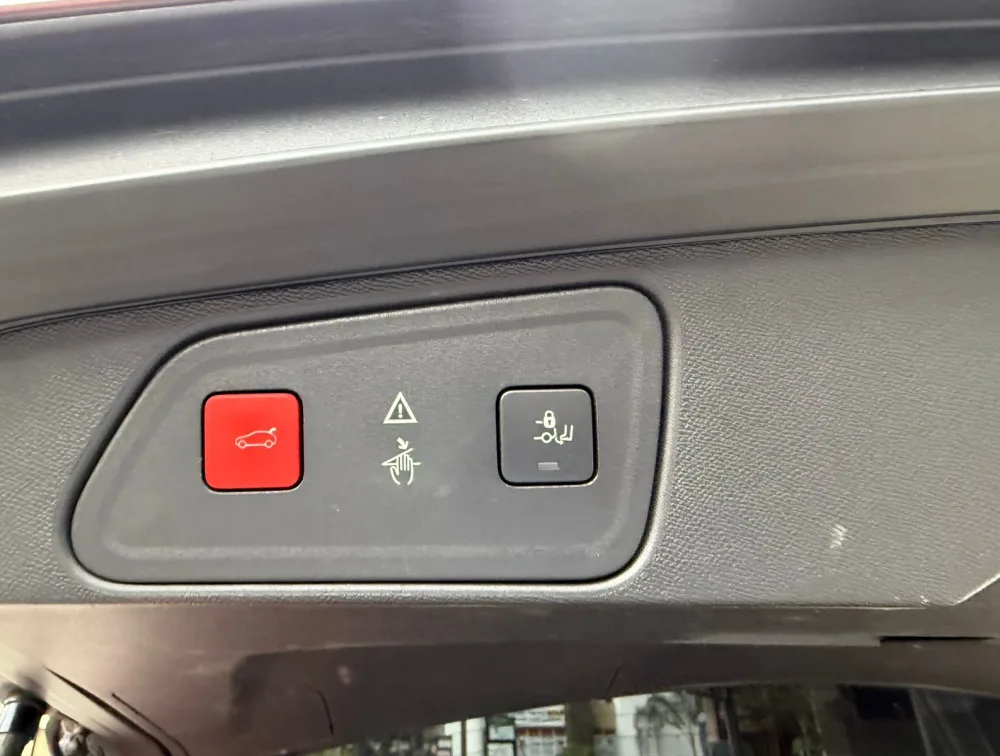 PEUGEOT 3008 GT SUNROOF - PRG Motors Ltd