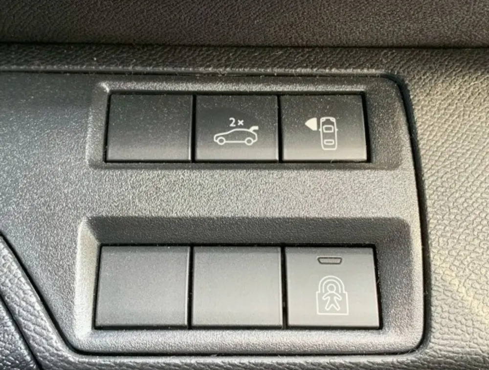 PEUGEOT 3008 GTLINE SUNROOF - PRG Motors Ltd