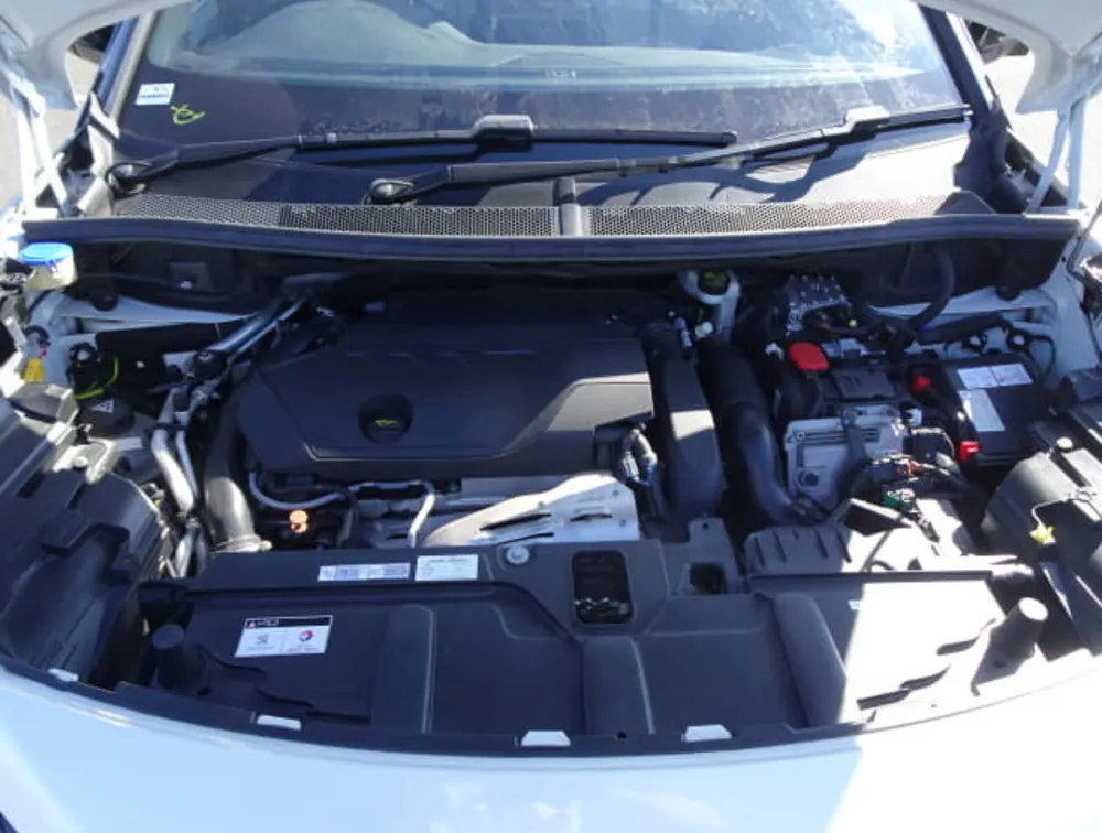 PEUGEOT 3008 GT HYBRID SUNROOF - PRG Motors Ltd