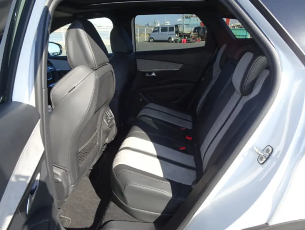 PEUGEOT 3008 GT HYBRID SUNROOF - PRG Motors Ltd