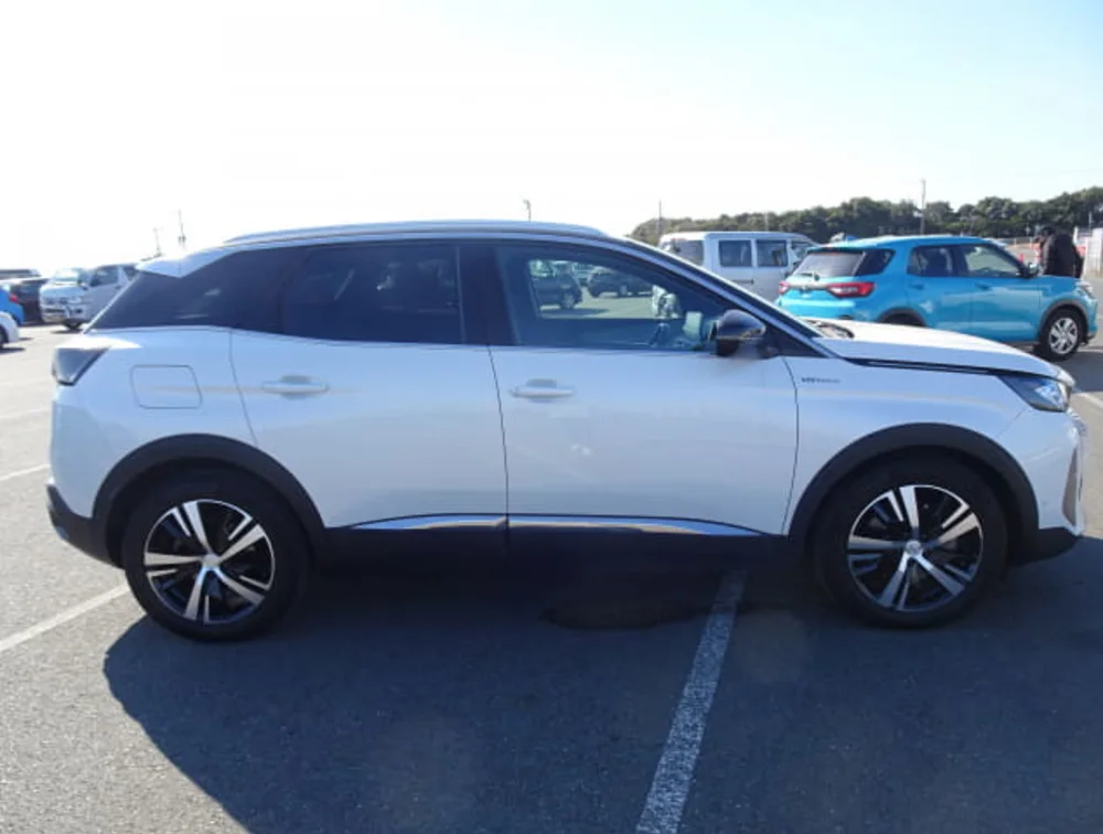 PEUGEOT 3008 GT HYBRID SUNROOF - PRG Motors Ltd