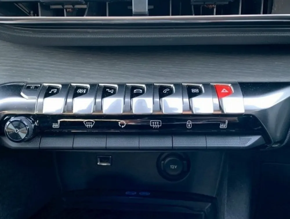 PEUGEOT 3008 GT SUNROOF - PRG Motors Ltd