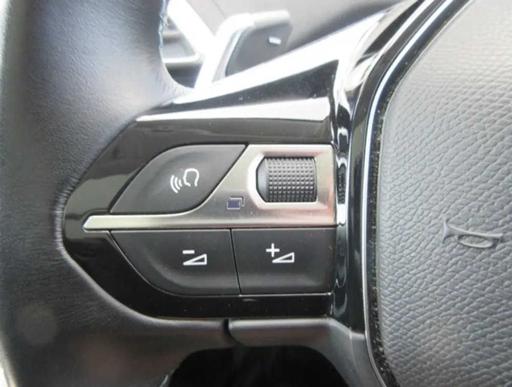 PEUGEOT 3008 CROSSCITY SUNROOF - PRG Motors Ltd