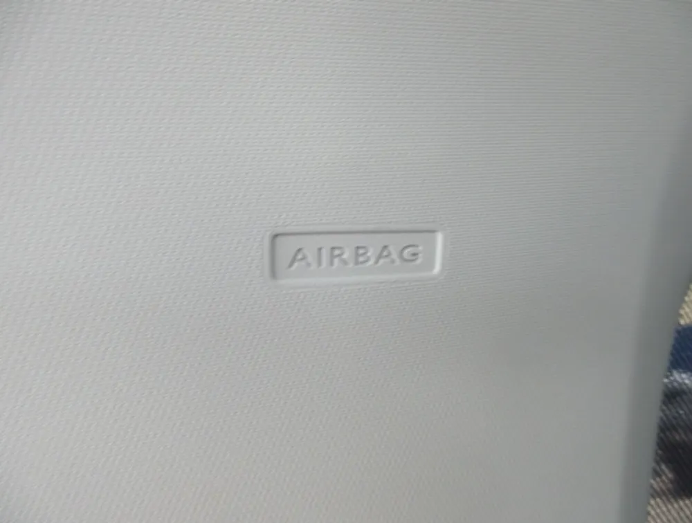 PEUGEOT 3008 CROSSCITY SUNROOF - PRG Motors Ltd