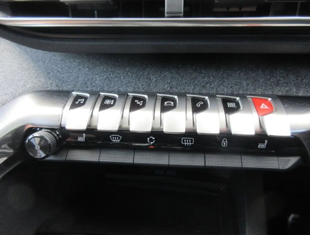 PEUGEOT 3008 CROSSCITY SUNROOF - PRG Motors Ltd