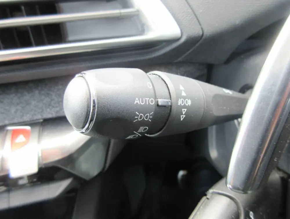 PEUGEOT 3008 CROSSCITY SUNROOF - PRG Motors Ltd