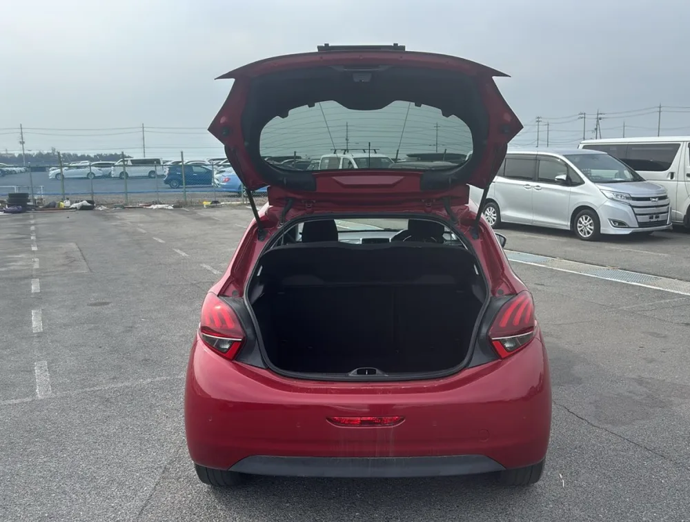 PEUGEOT 208 ALLURE FUN EDITION - PRG Motors Ltd