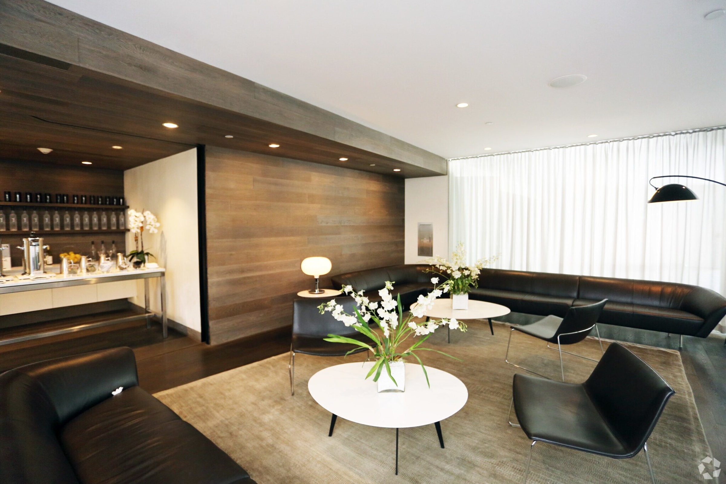 Beverly Hills — Clubhouse