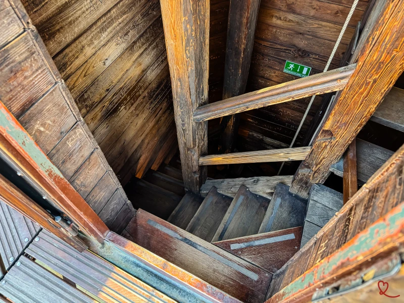 Scale - Torre Kula Lotrščak - Zagabria