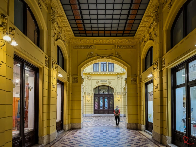 from rue Ilica - Passage Octogone - Zagreb