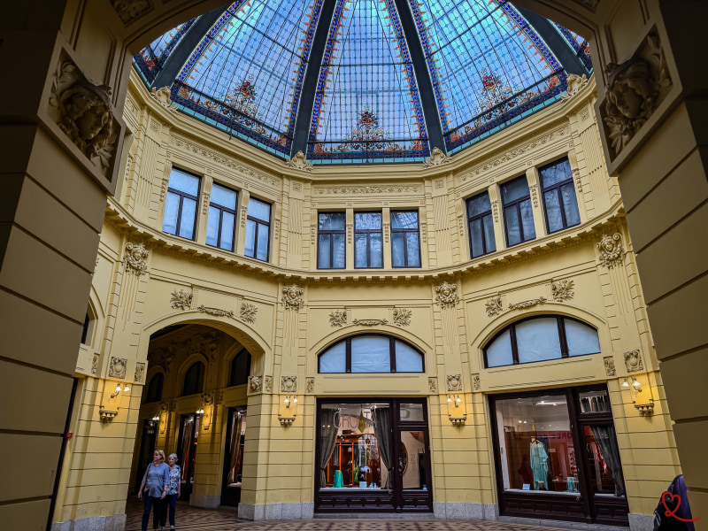 Interior - Passage Octogone - Zagreb