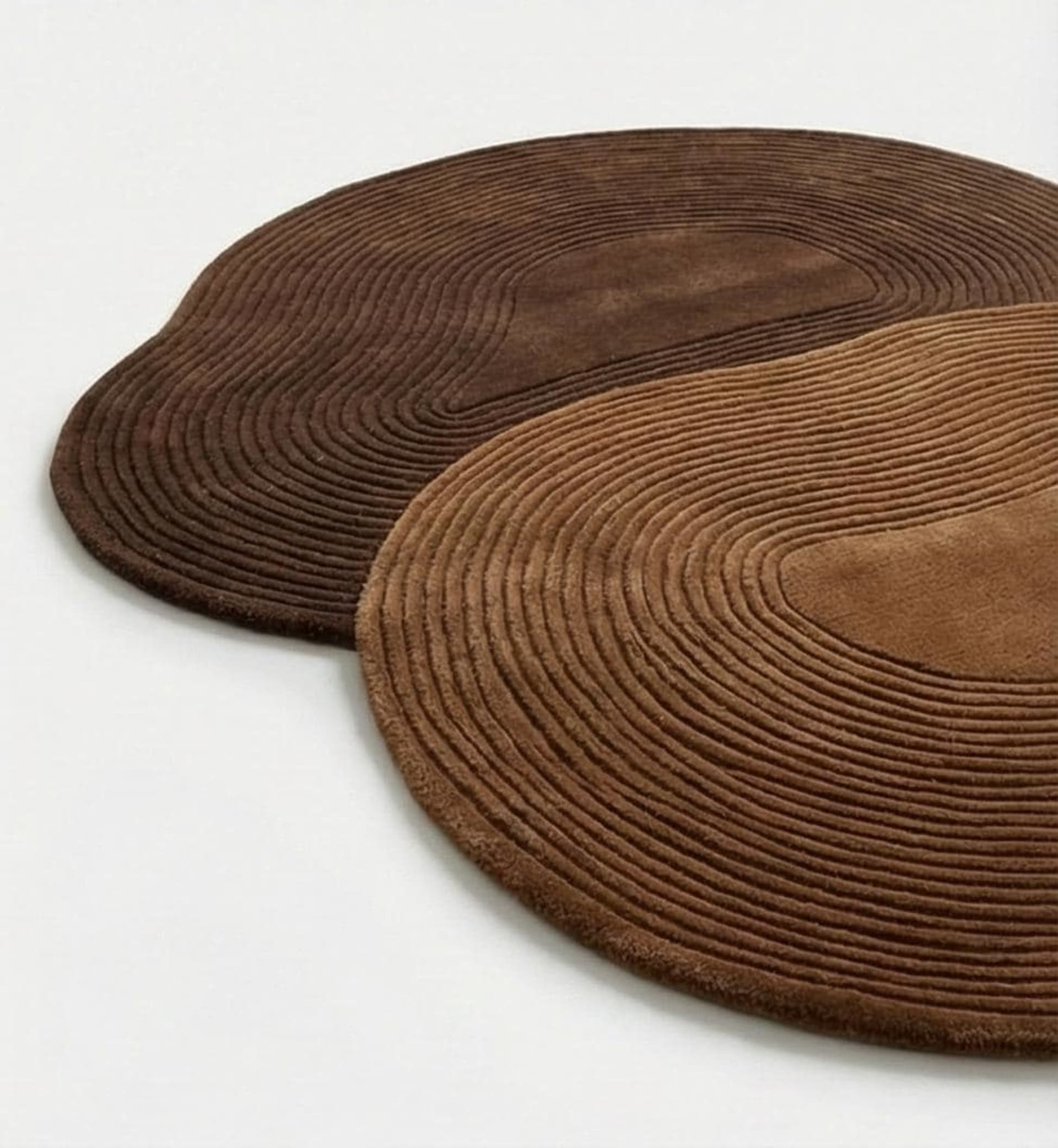 Organic Brown Freeform Round