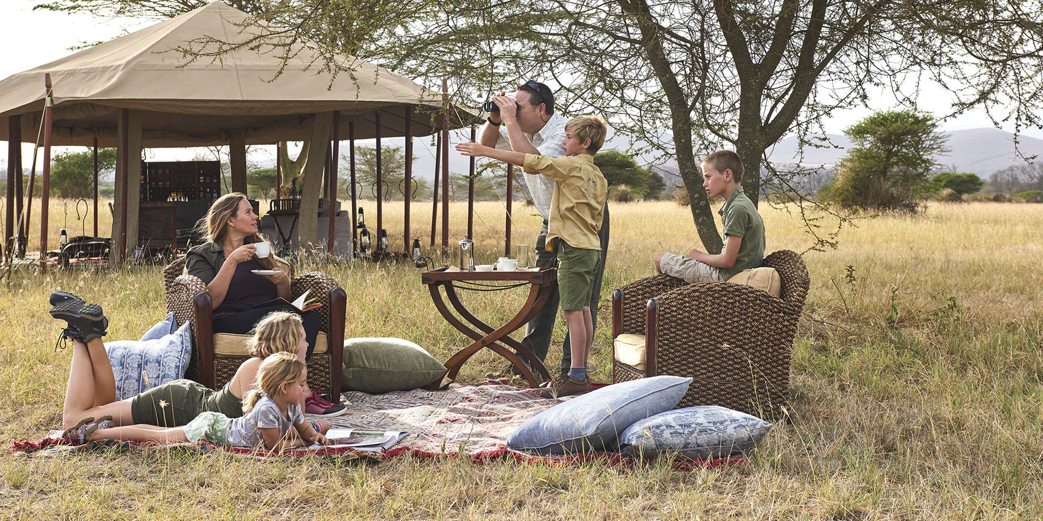 Safari lodge with romantic setting
